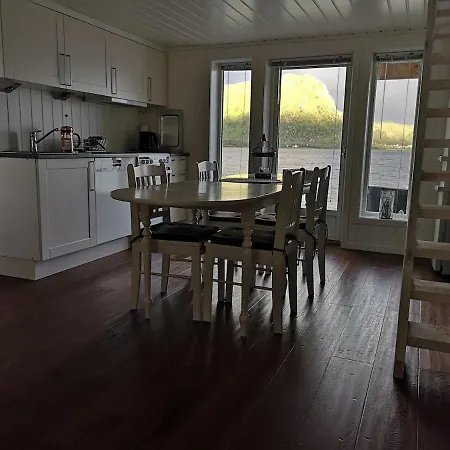 בית נופש Amazing Sea House In Magic Lofoten