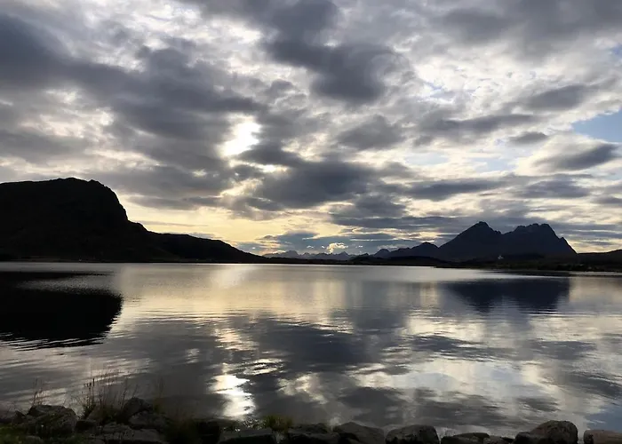 Amazing Sea House In Magic Lofoten Vestvagoy